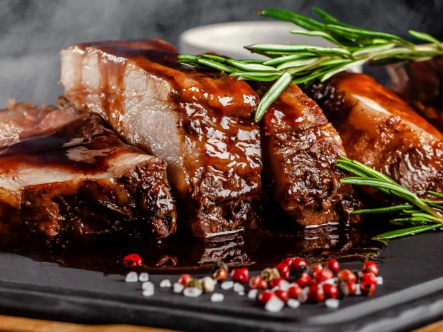 Pecsenyesütő és forralt bor nap